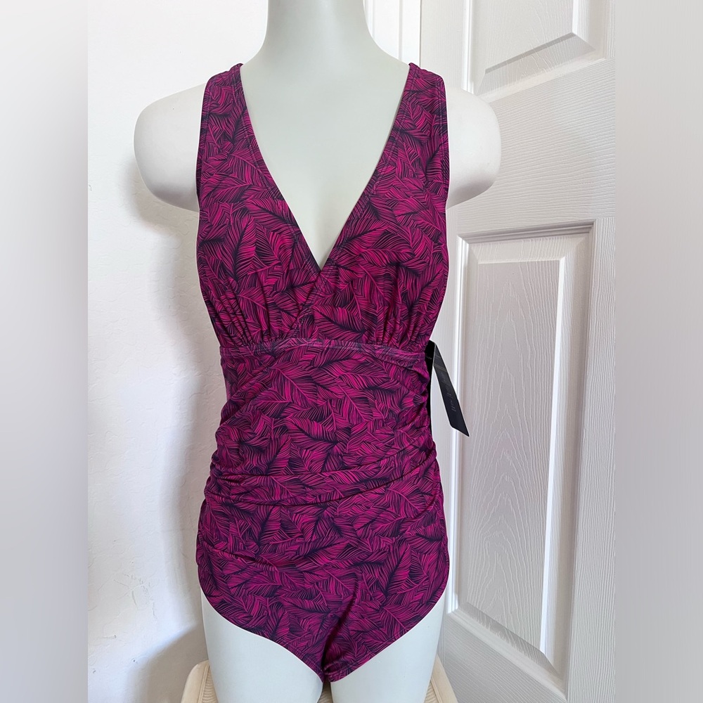 NWT Eddie Bauer Ruched Shaping One Piece Swimsuit